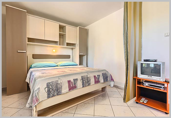 Apartments & Bungalows Ivanovic, Resnik, Kastela, Trogir