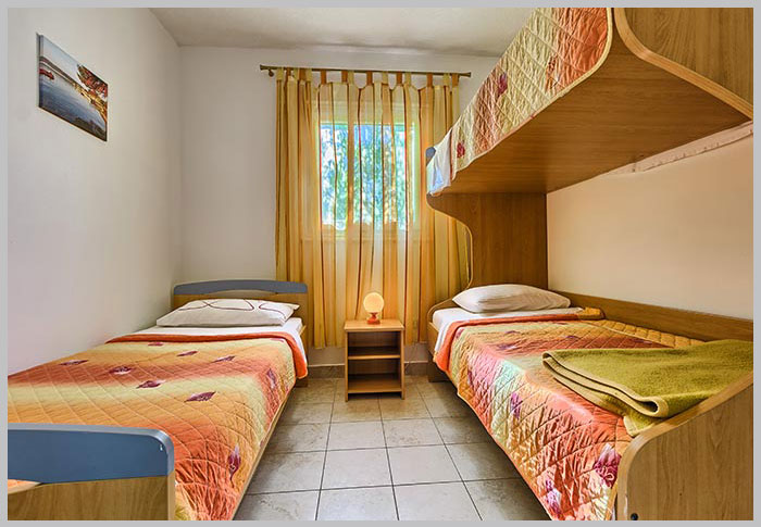 Apartments & Bungalows Ivanovic, Resnik, Kastela, Trogir