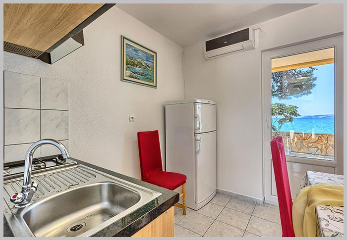 Apartments & Bungalows Ivanovic, Resnik, Kastela, Trogir