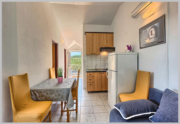 Apartments & Bungalows Ivanovic, Resnik, Kastela, Trogir